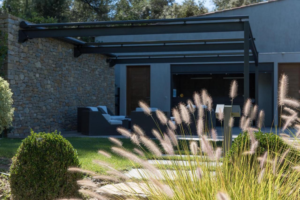 Bed and Breakfast Domaine Rampale Fuveau Exterior foto